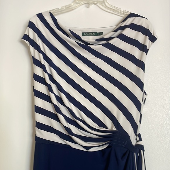 RALPH LAUREN SUMMER DRESS. - Picture 2 of 8